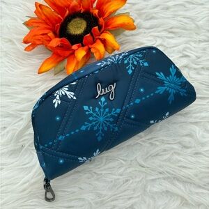 NWOT lug Blue Quilted Cosmetic Pouch/travel pouch/ glasses case